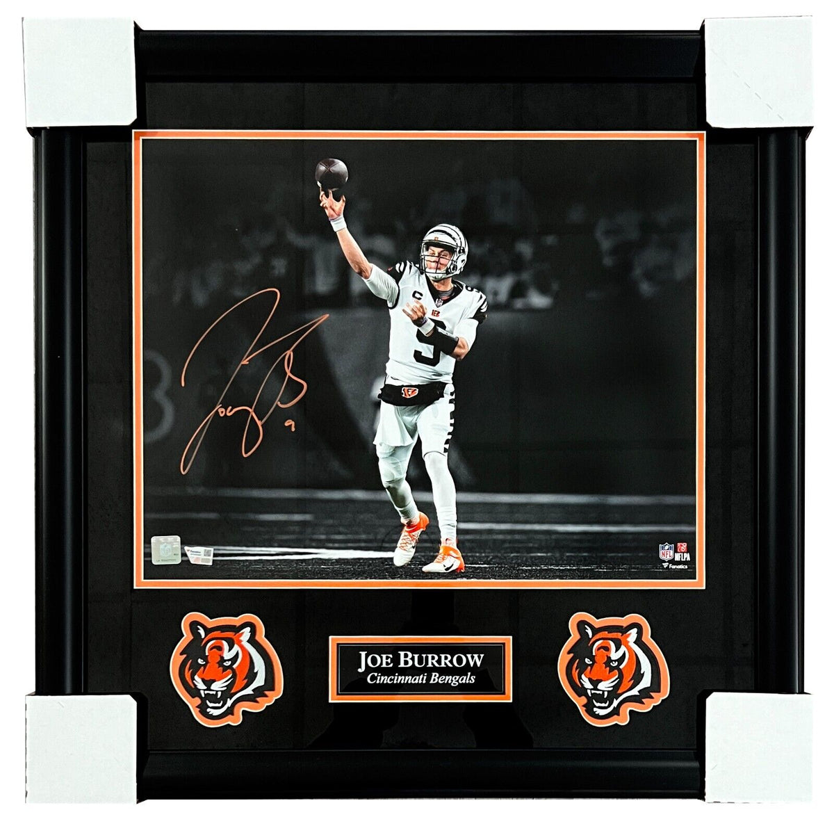 Joe Burrow Autographed and Framed Cincinnati Bengals Jersey