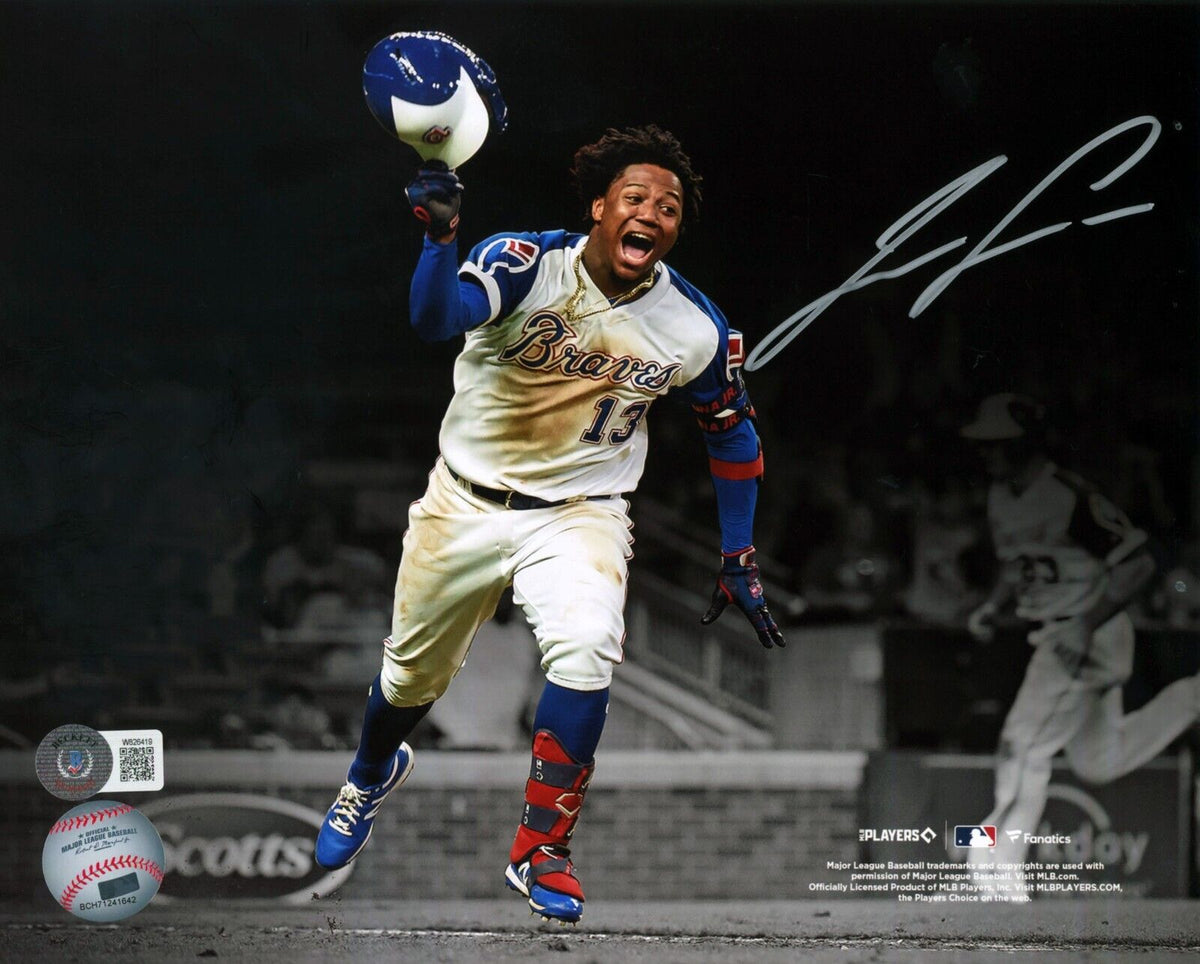 Atlanta Braves Ronald Acuna Jr. Autographed 8x10 Photo in