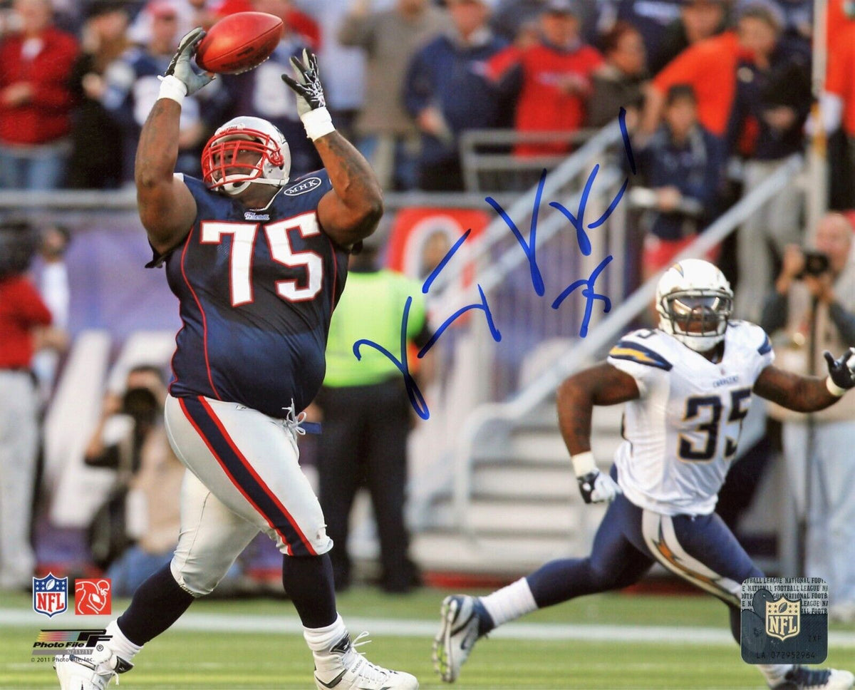 Vince Wilfork Signed New England Patriots Mini Helmet (Patriots Alumni –