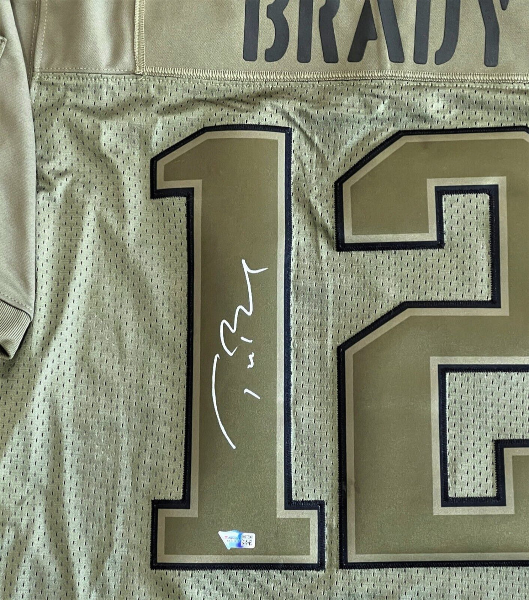 TOM BRADY UNSIGNED CUSTOM PRO STYLE XL SALUTE TO SERVICE JERSEY