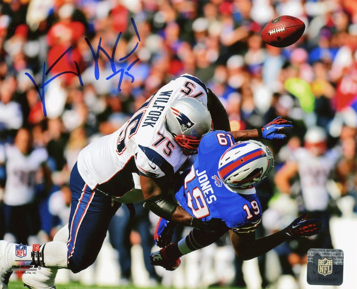 Vince Wilfork New England Patriots Signed Big Hit 8x10 Photo Patriots –  Diamond Legends Online