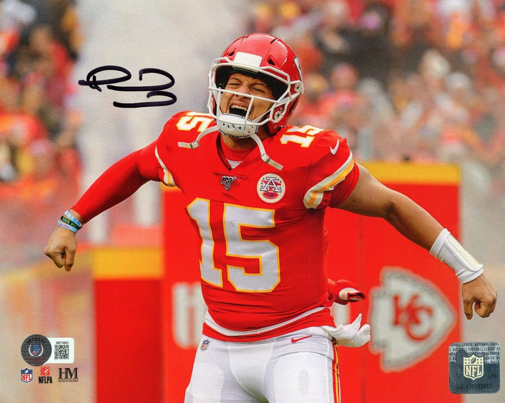 Patrick Mahomes Kansas City Chiefs Signed Scream Celebration 8x10 Phot ...