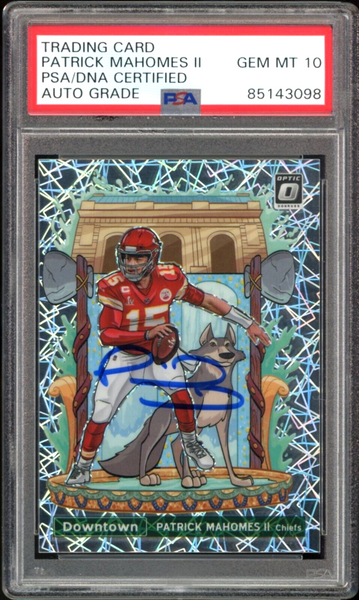 2021 Donruss Optic DOWNTOWN Patrick Mahomes On Card PSA/DNA