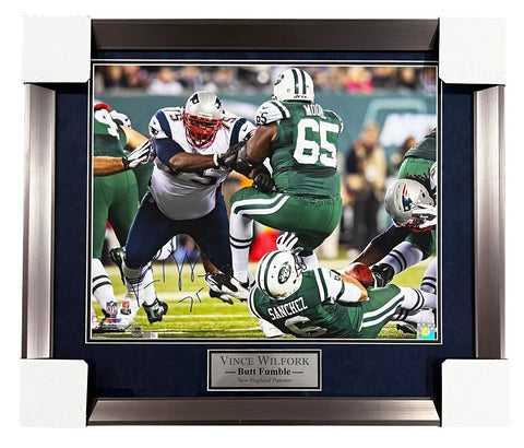 Vince Wilfork Patriots Signed Butt Fumble Jets 16x20 Matted & Framed Photo