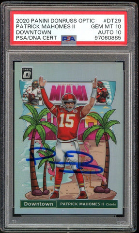 2020 Optic Downtown Super Bowl Patrick Mahomes PSA 10/10 Auto GEM MINT Pop 1