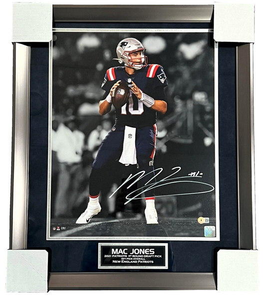 Lids Mac Jones New England Patriots Fanatics Authentic Autographed 16 x  20 Navy Jersey Dropback Photograph