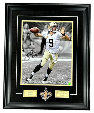 Drew Brees New Orleans Saints Signed 16x20 Matted & Framed Photo BAS/BECKETT