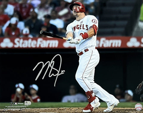 Mike Trout Los Angeles Angels Signed Home Run Hit 16x20 MLB Authentic